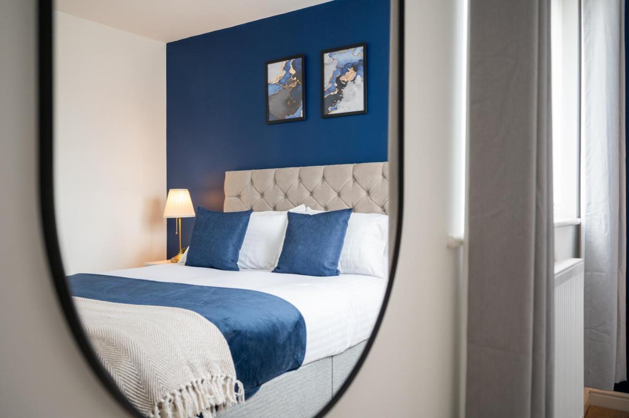 Lovely Manchester House , Quiet Neighborhood, 6Mins To Coop Live Arena, Etihad Stadium & City Centre With Wifi & Free Private Parking Exteriér fotografie